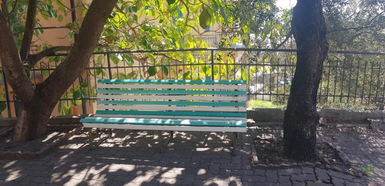 Casa Fiorenza Parcheggio Privato Sanremo Exteriör bild