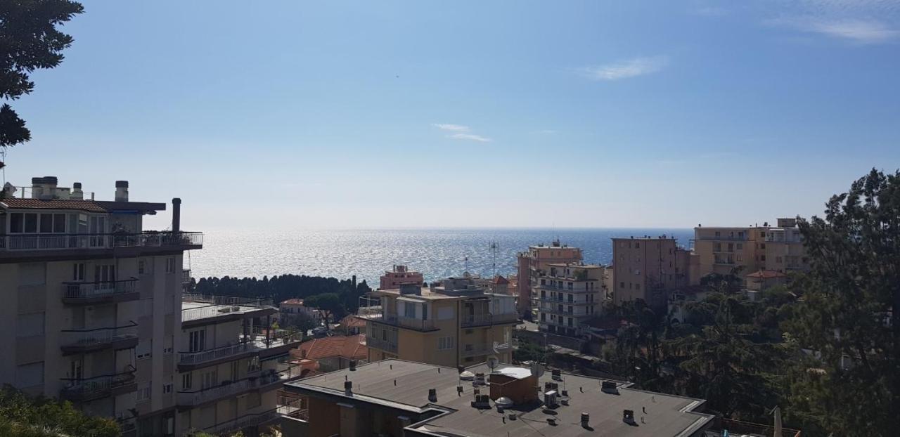 Casa Fiorenza Parcheggio Privato Sanremo Exteriör bild