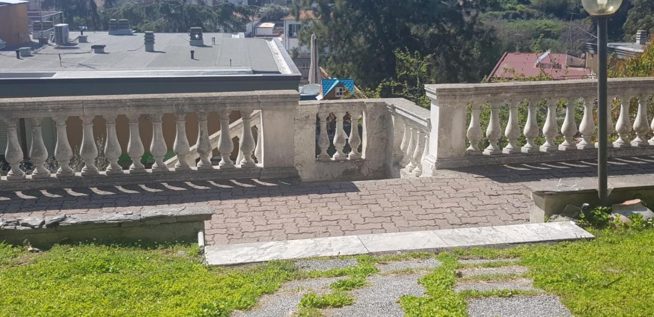 Casa Fiorenza Parcheggio Privato Sanremo Exteriör bild