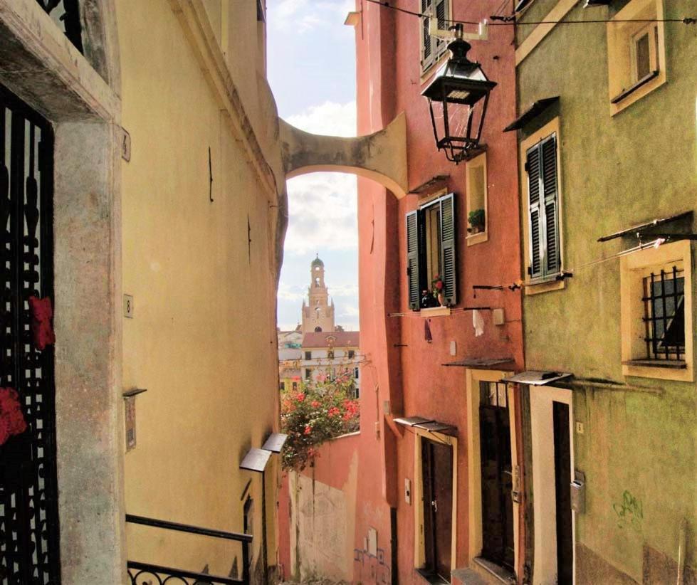 Casa Fiorenza Parcheggio Privato Sanremo Exteriör bild