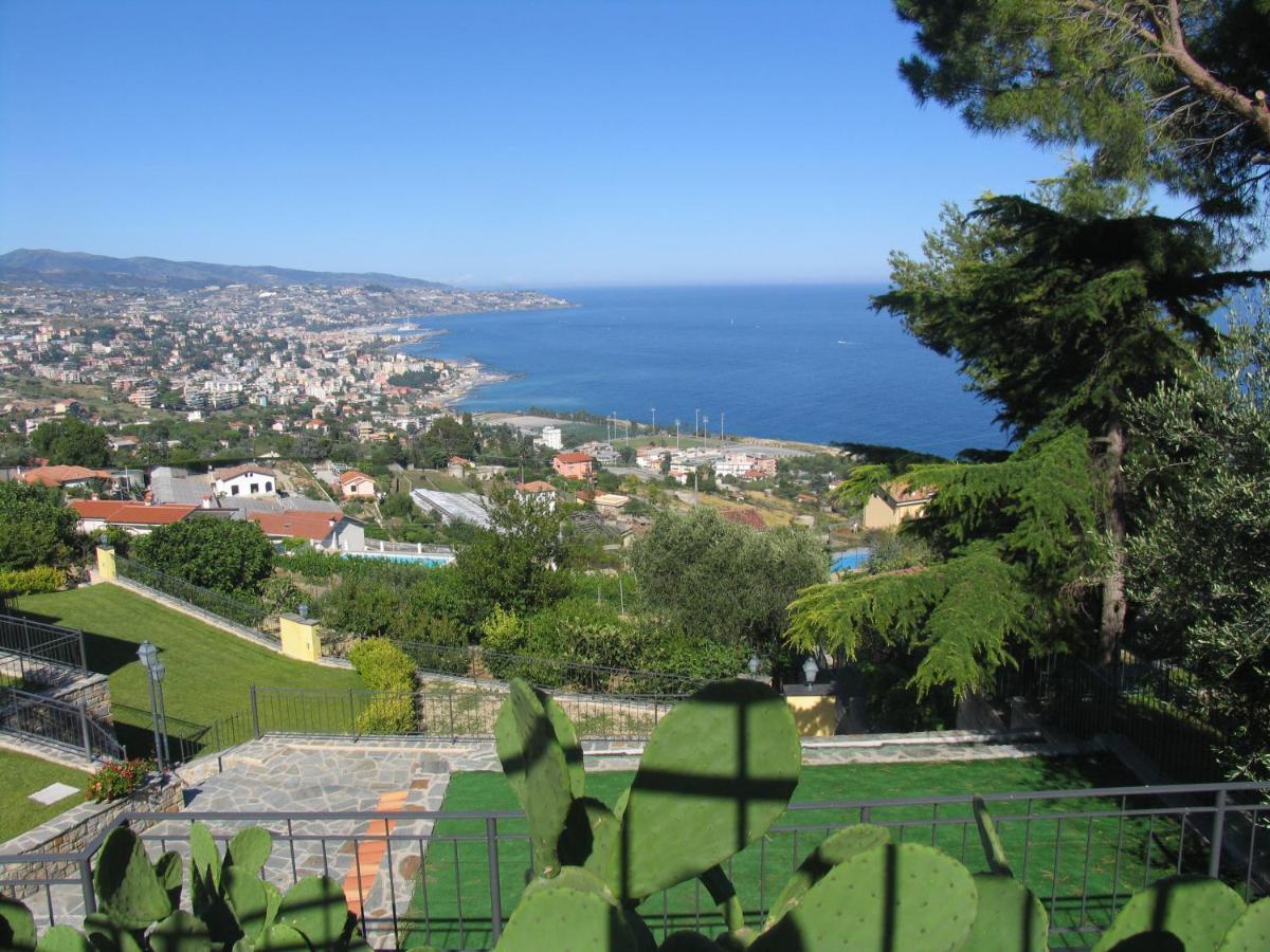 Casa Fiorenza Parcheggio Privato Sanremo Exteriör bild