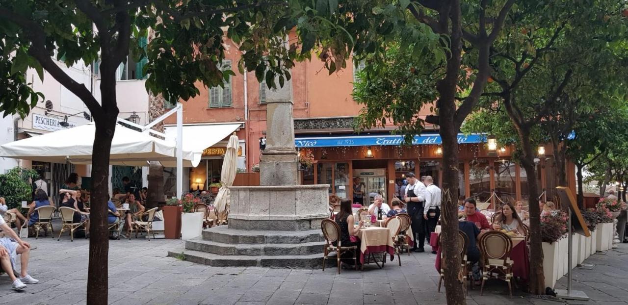 Casa Fiorenza Parcheggio Privato Sanremo Exteriör bild