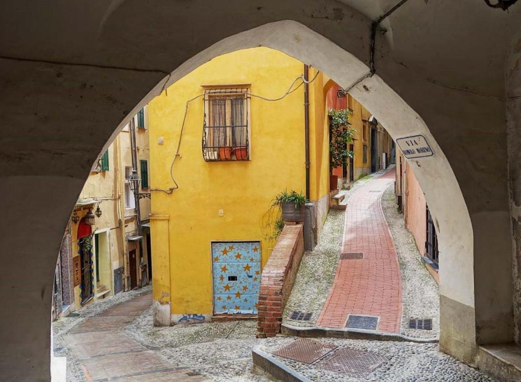 Casa Fiorenza Parcheggio Privato Sanremo Exteriör bild